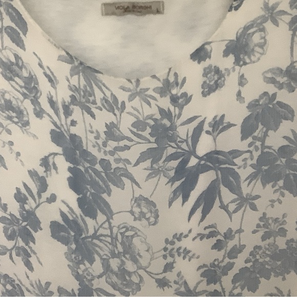 Viola Borghi Italy Blue Floral Silk Blouse with Bell Sleeves Sz L - Picture 2 of 9